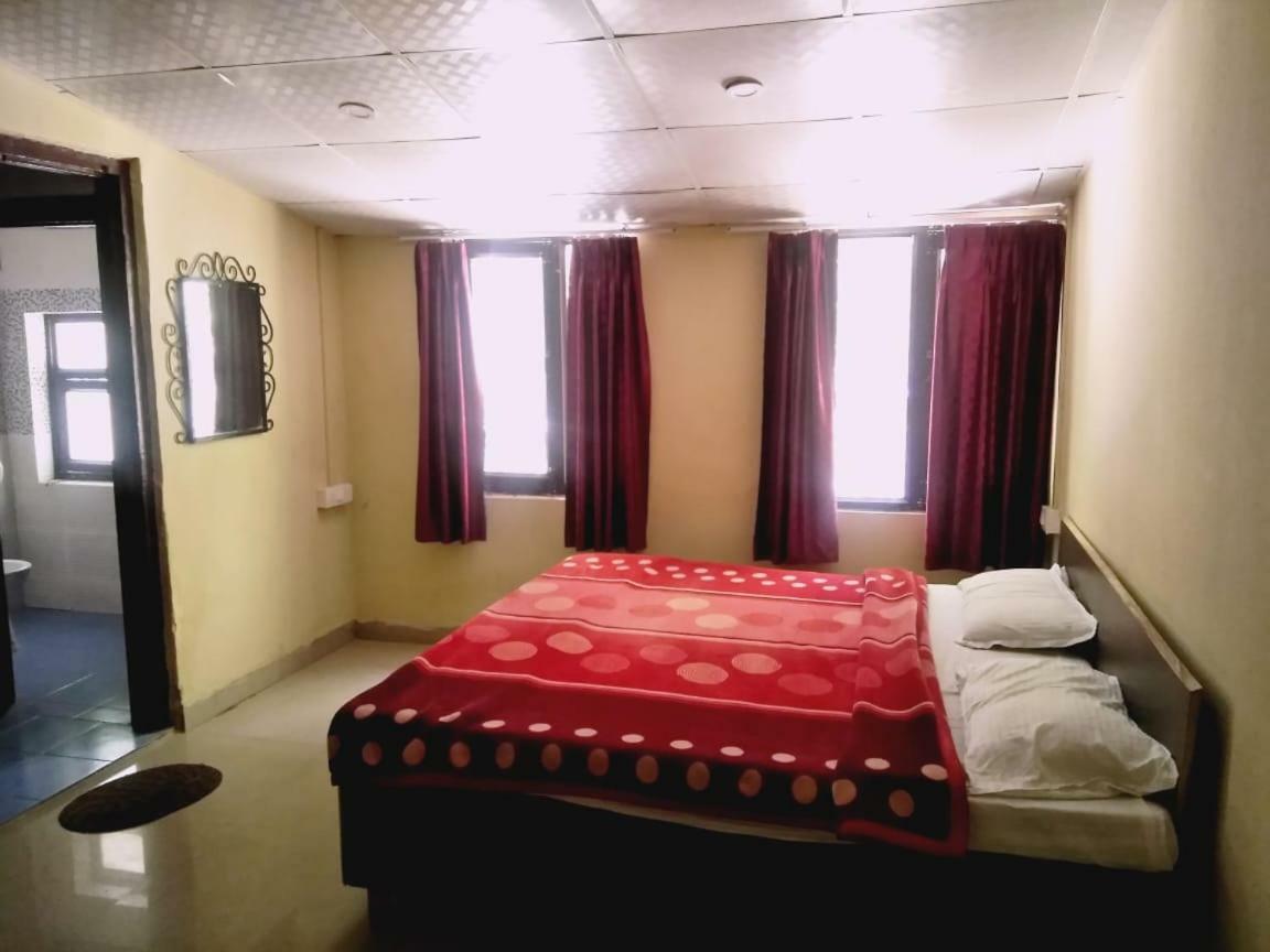 Hotel Gulmarg Mussoorie Exterior foto